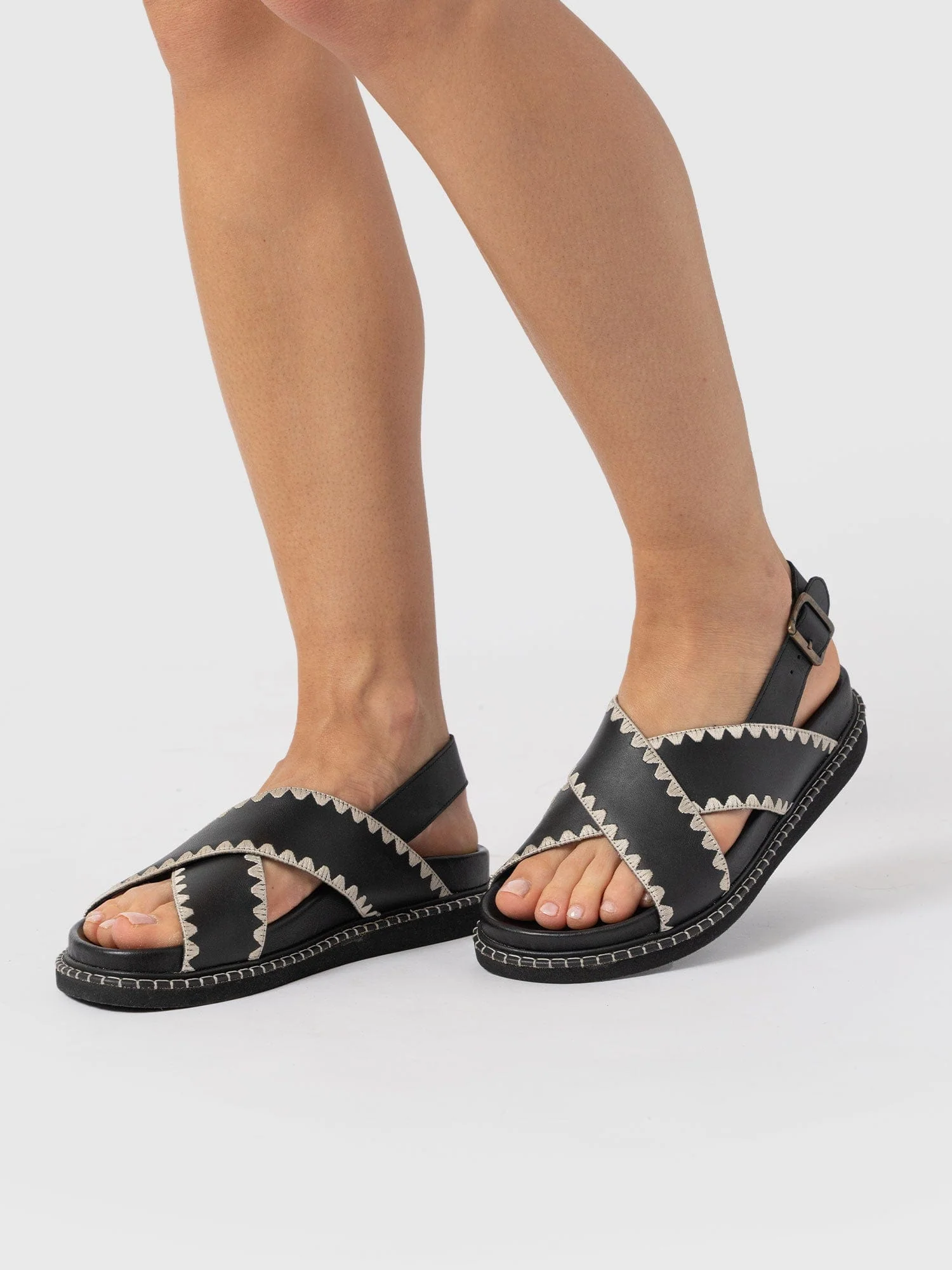Bonnie Cross Over Sandals - Black - Image 6