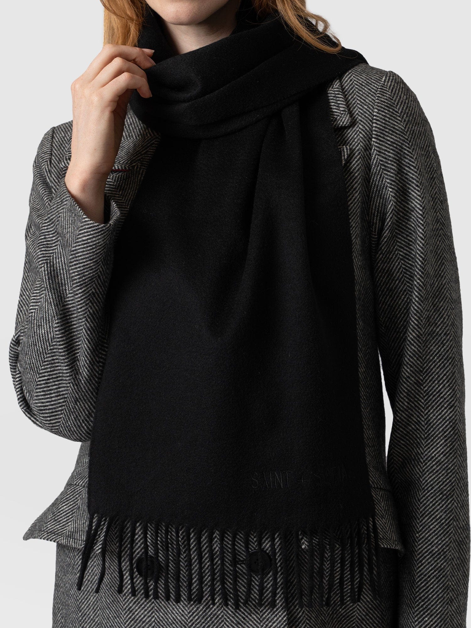 Cashmere Scarf - Black - Image 4