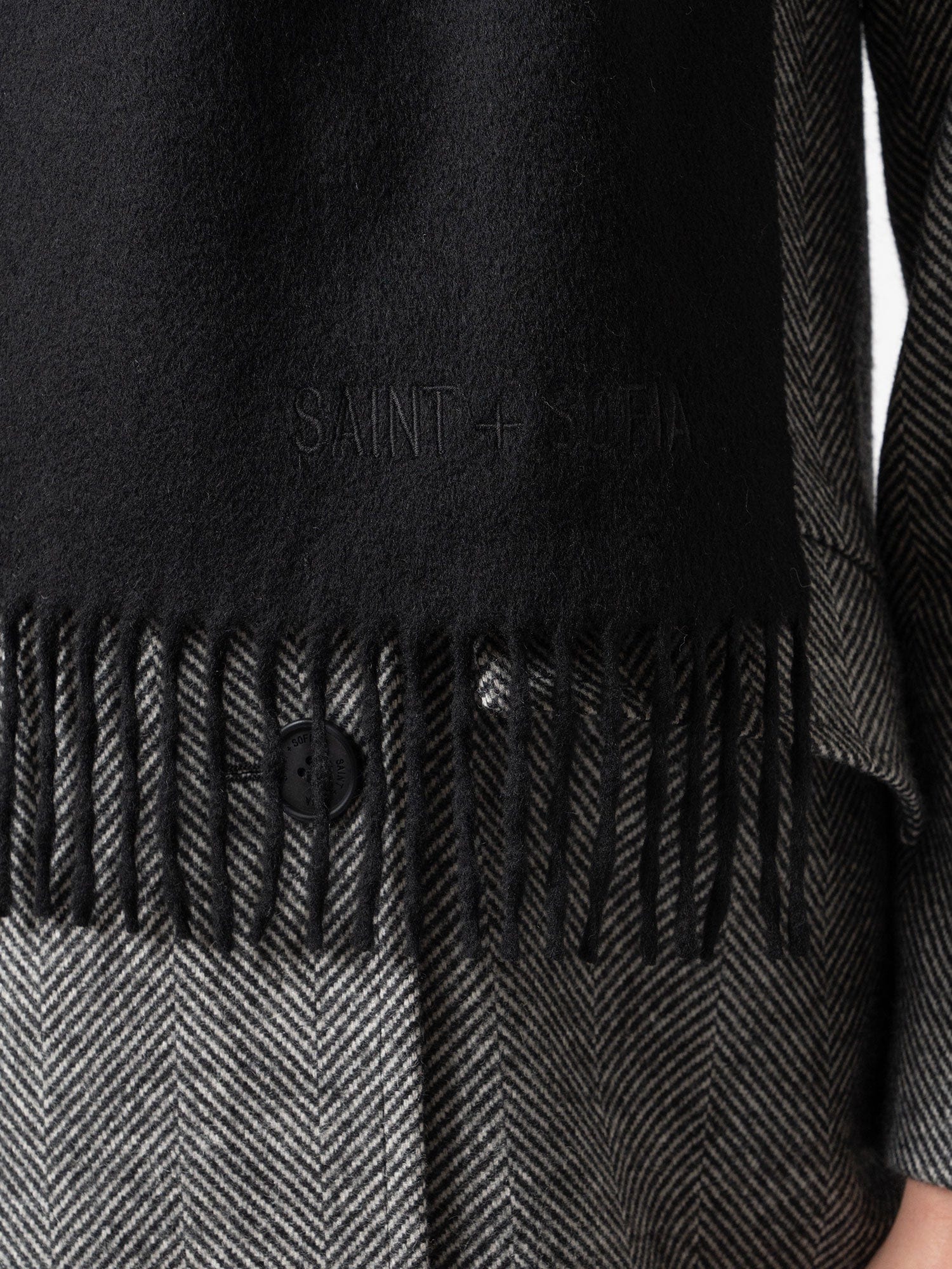 Cashmere Scarf - Black - Image 5