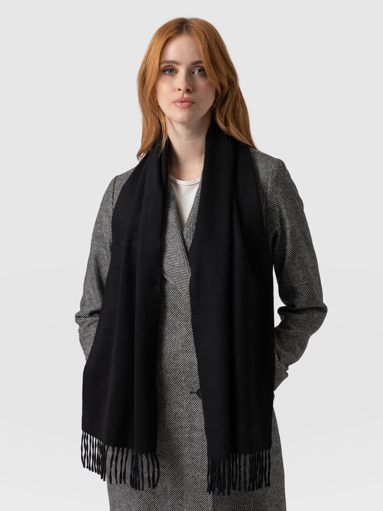 Cashmere Scarf - Black - Image 6