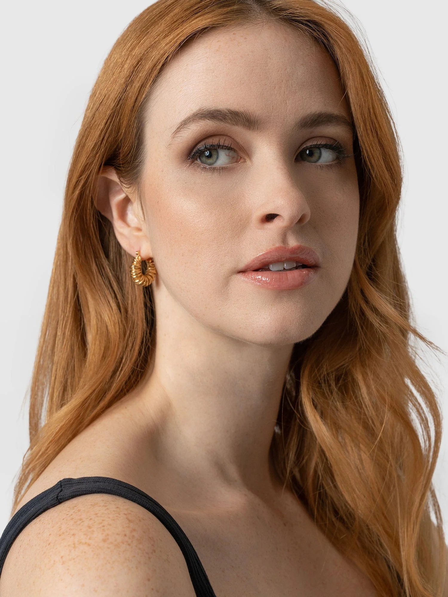 Swirl Hoop Earrings - Gold - Image 3