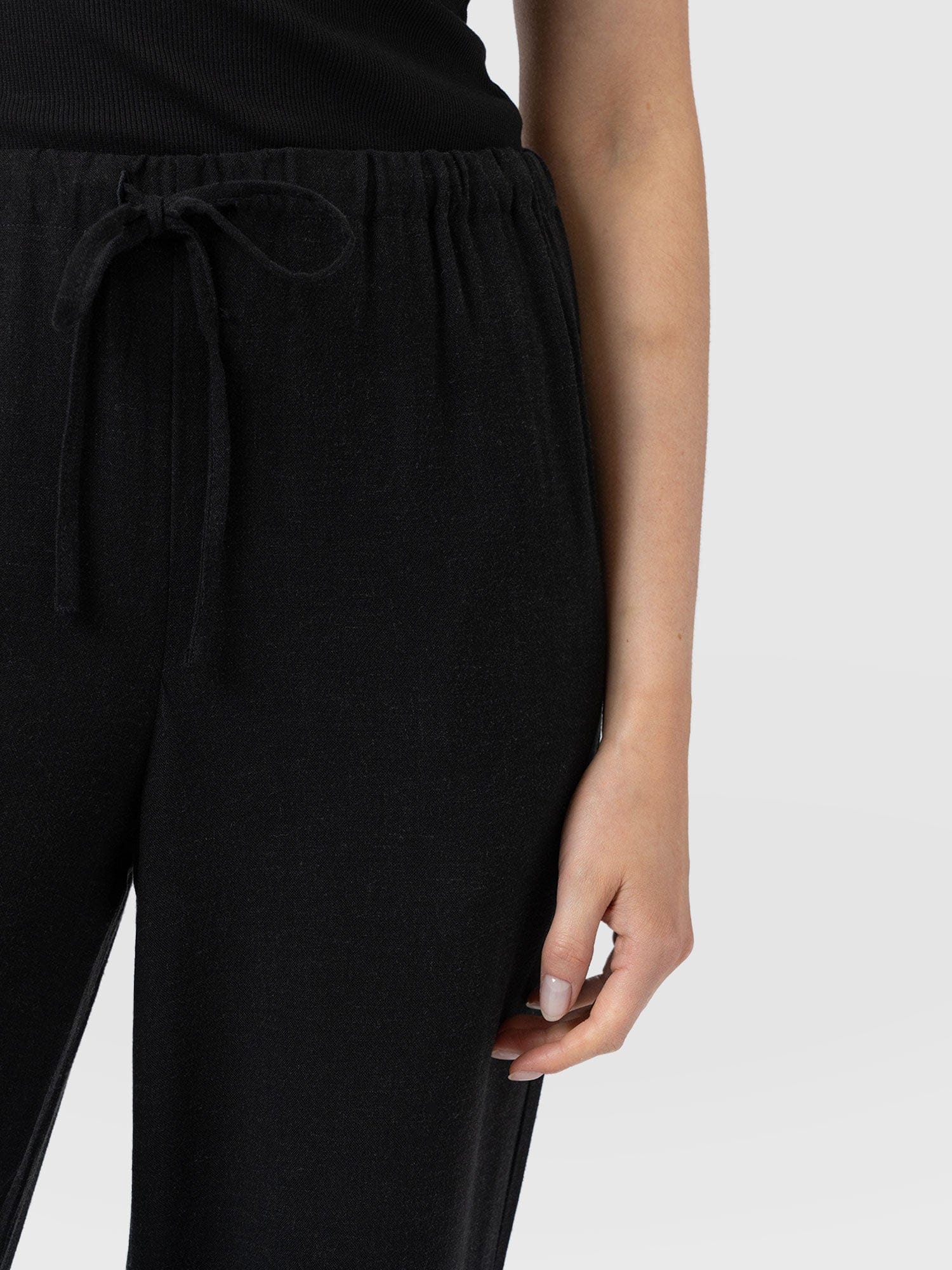 Corinne Linen Pant - Black - Image 3
