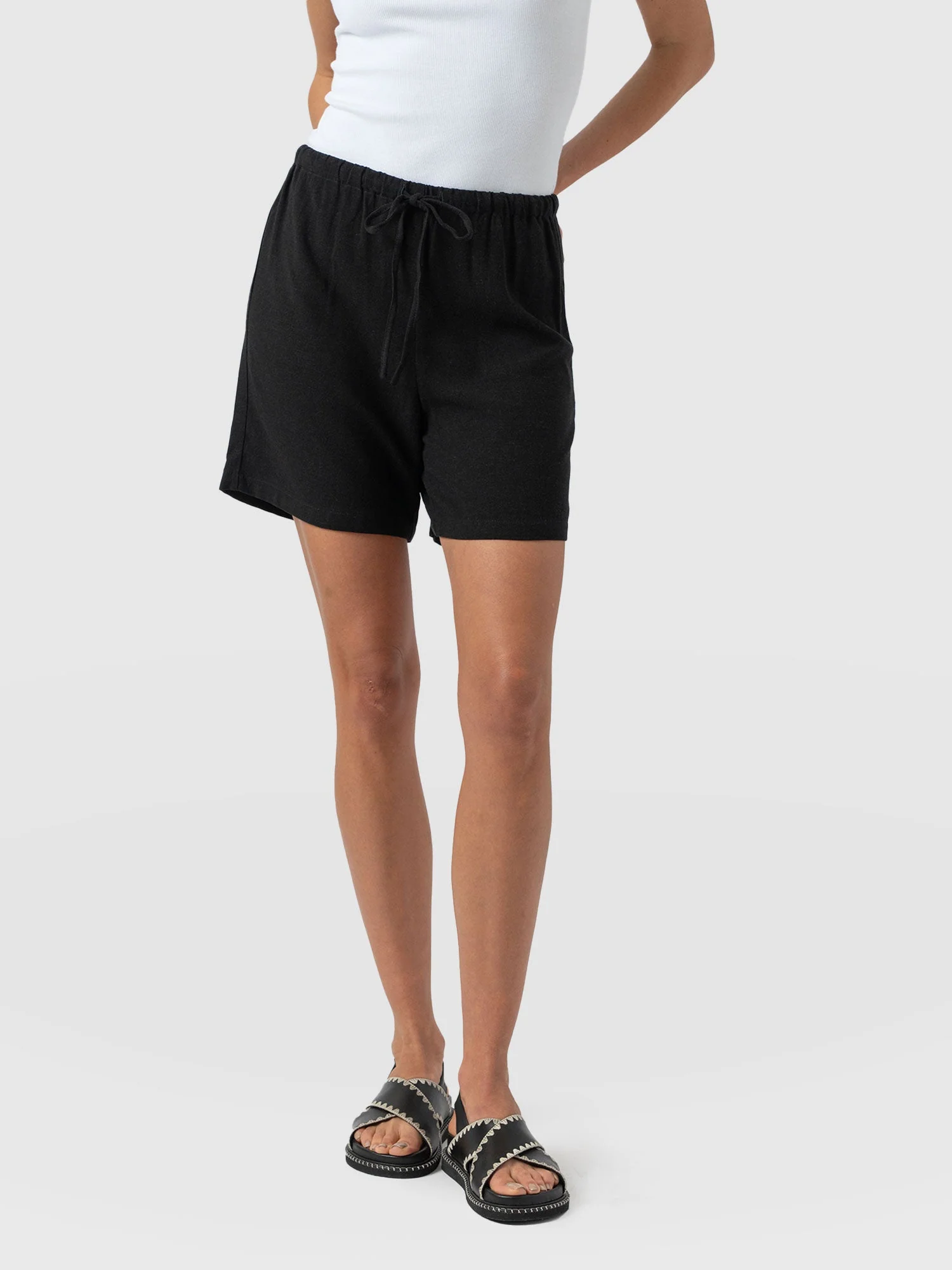 Corinne Linen Short - Black - Image 3