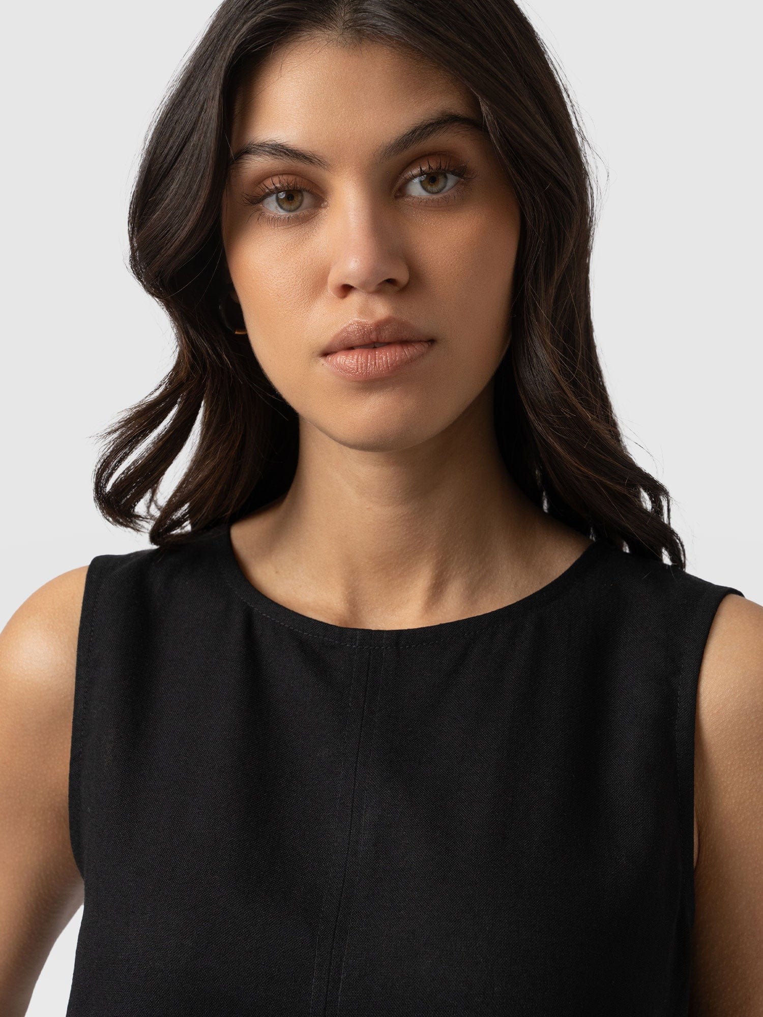 Corinne Linen Tunic - Black - Image 4