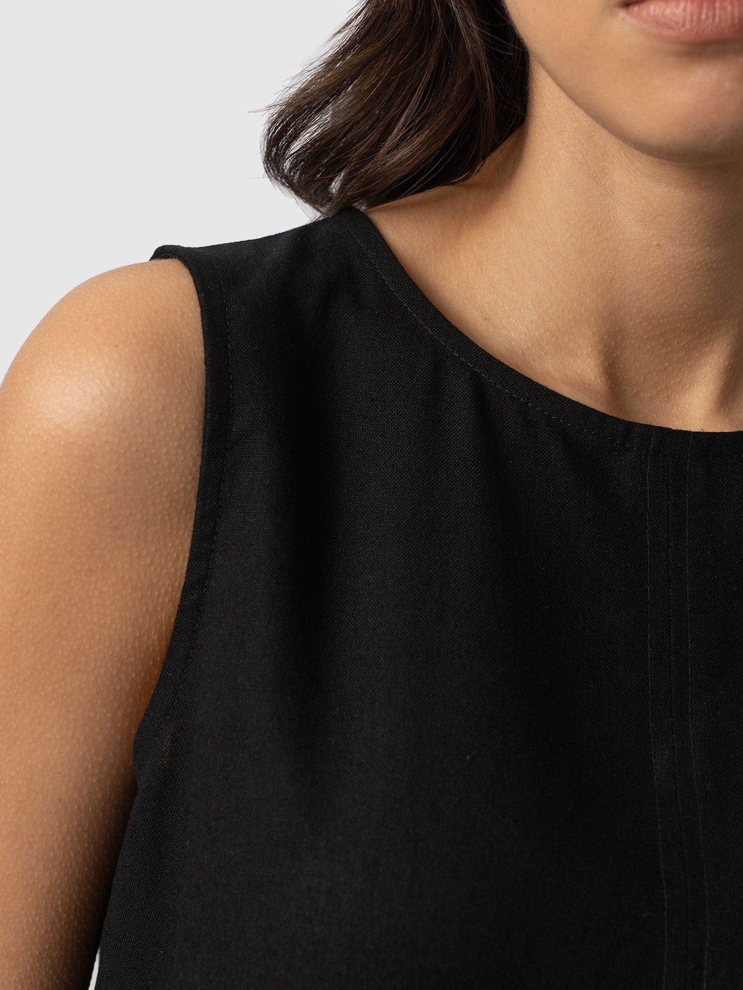Corinne Linen Tunic - Black - Image 5