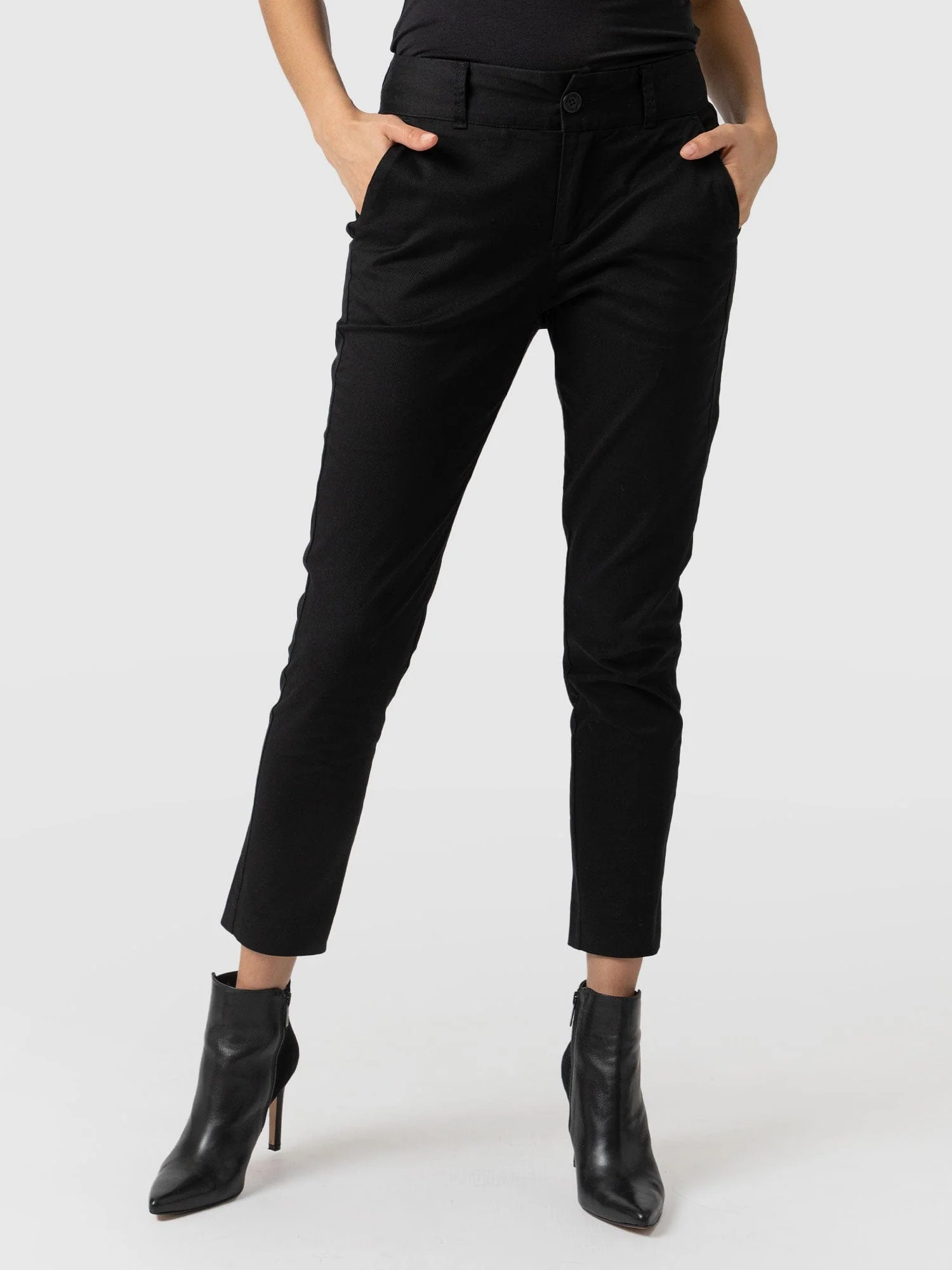 Eden Chino - Black - Image 5