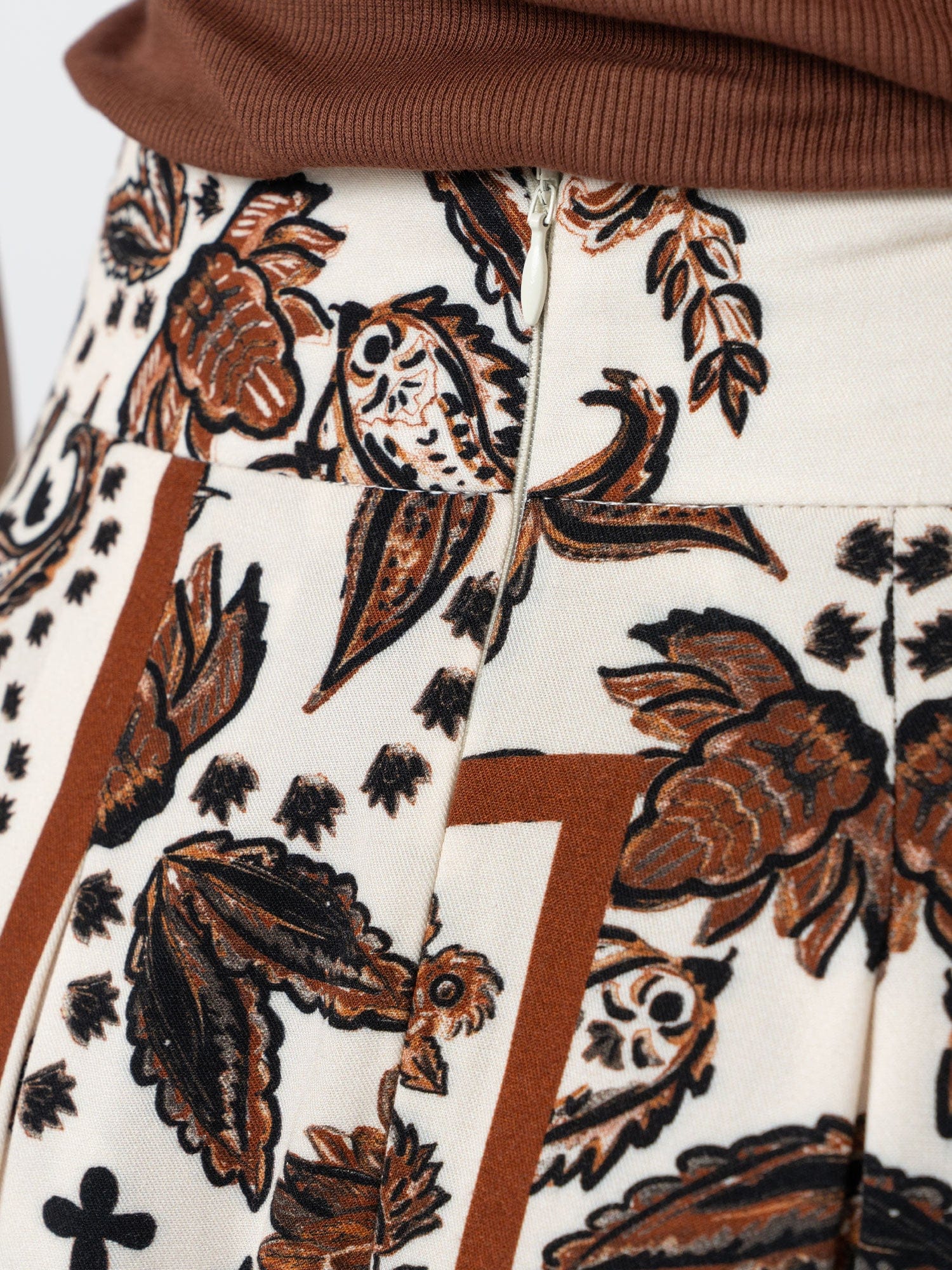 Eliza Pleated Skirt - Cream Paisley - Image 5