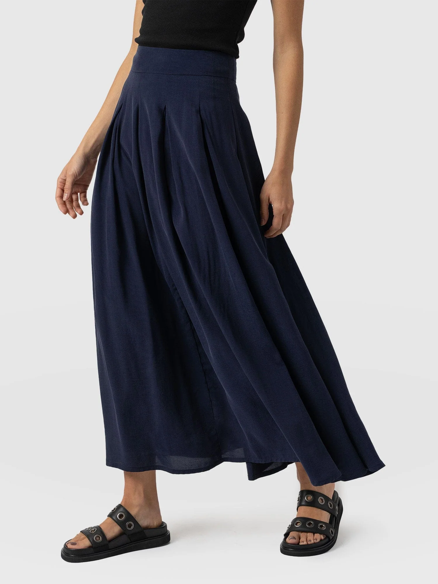 Eliza Pleated Skirt - Navy - Image 5