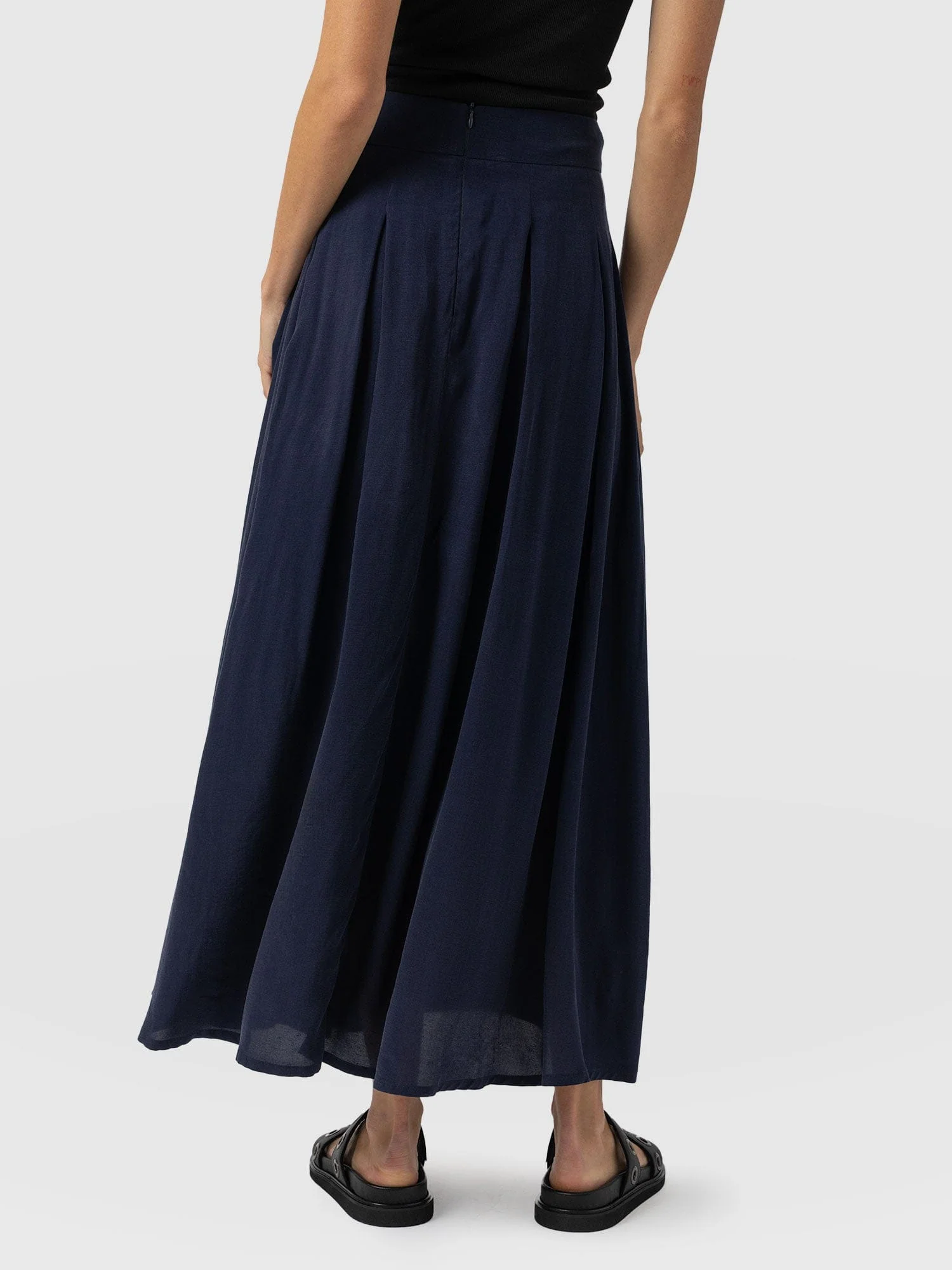 Eliza Pleated Skirt - Navy - Image 6