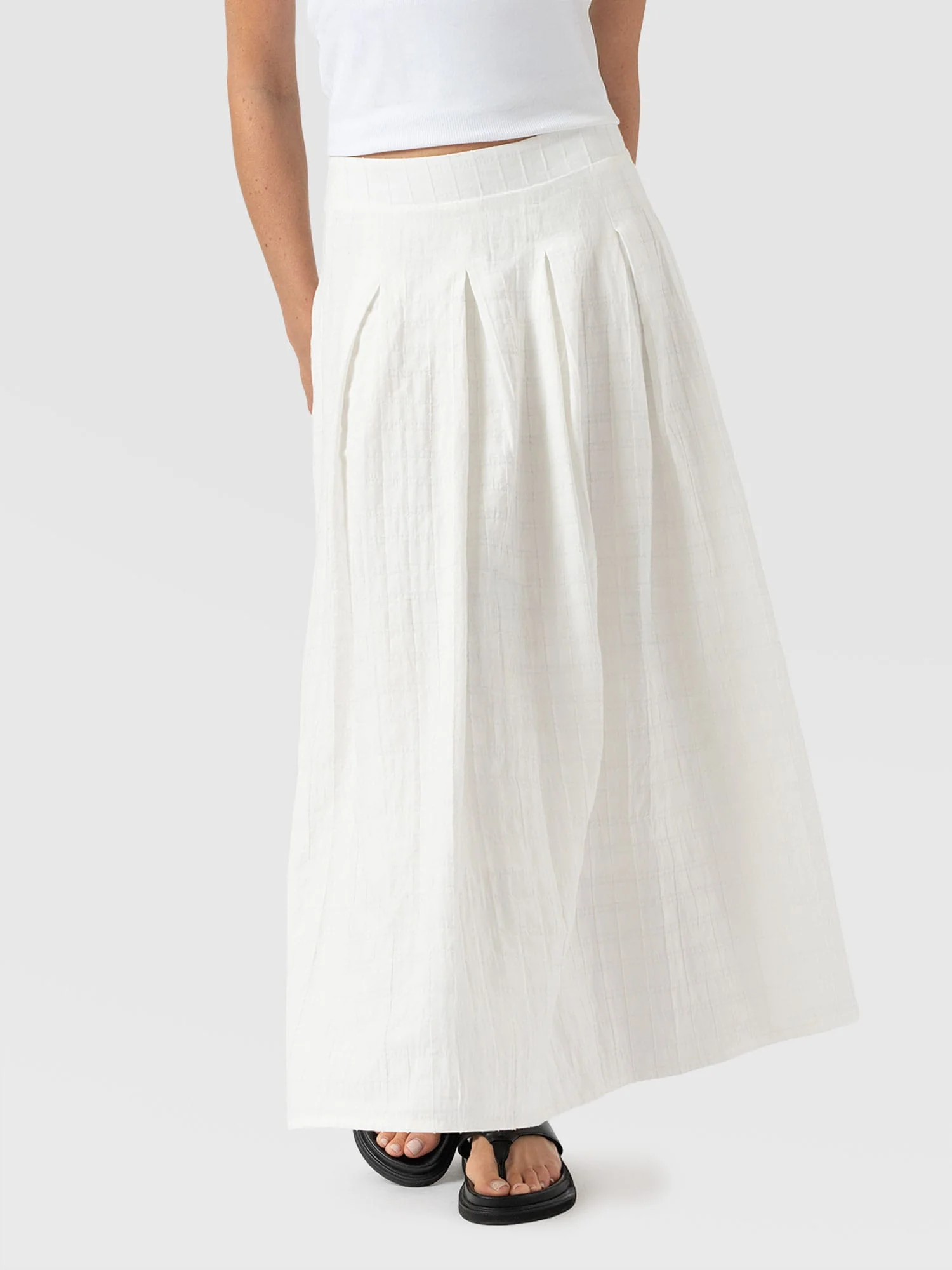 Eliza Pleated Skirt - White Textured - Image 3