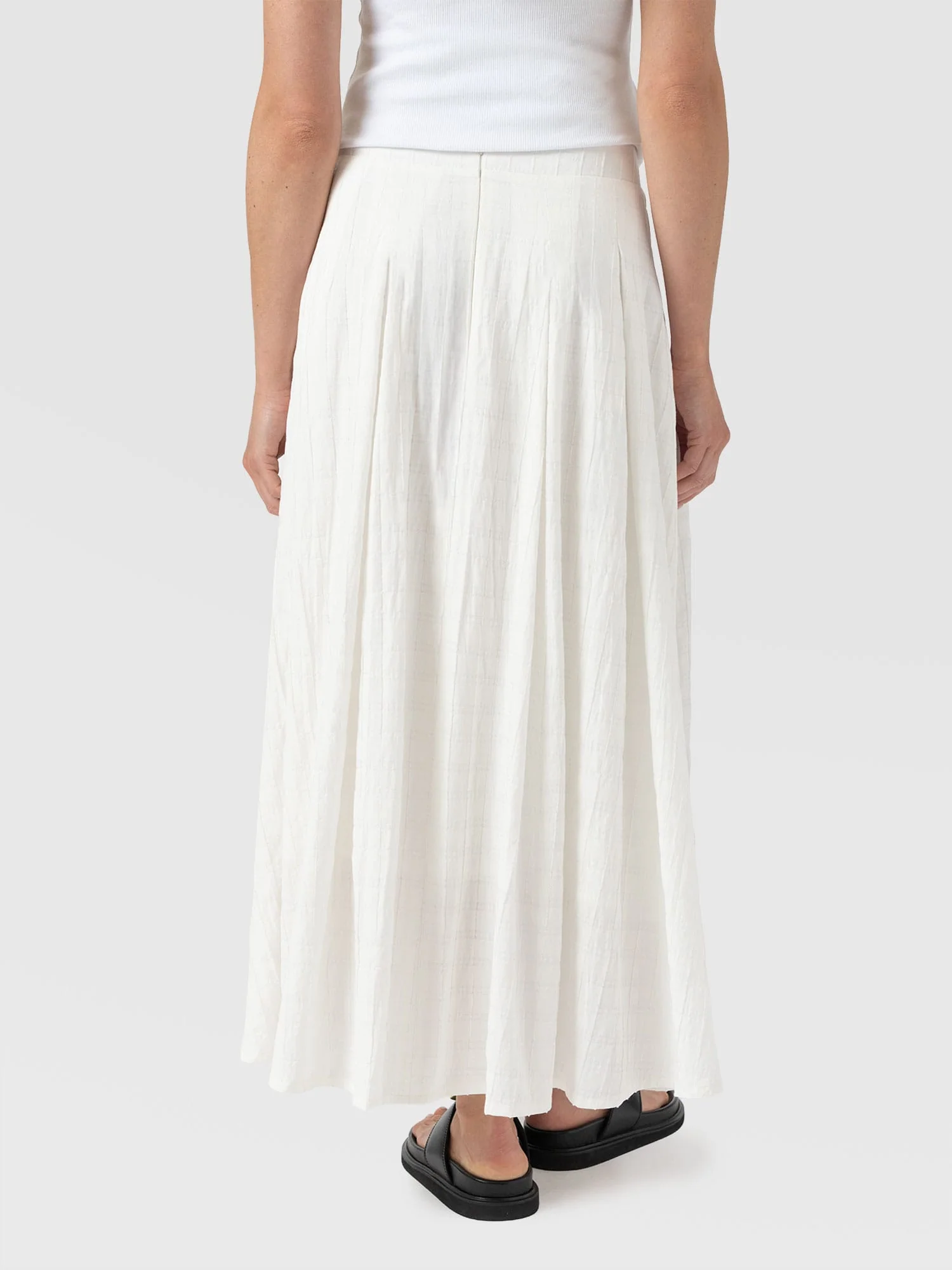 Eliza Pleated Skirt - White Textured - Image 6