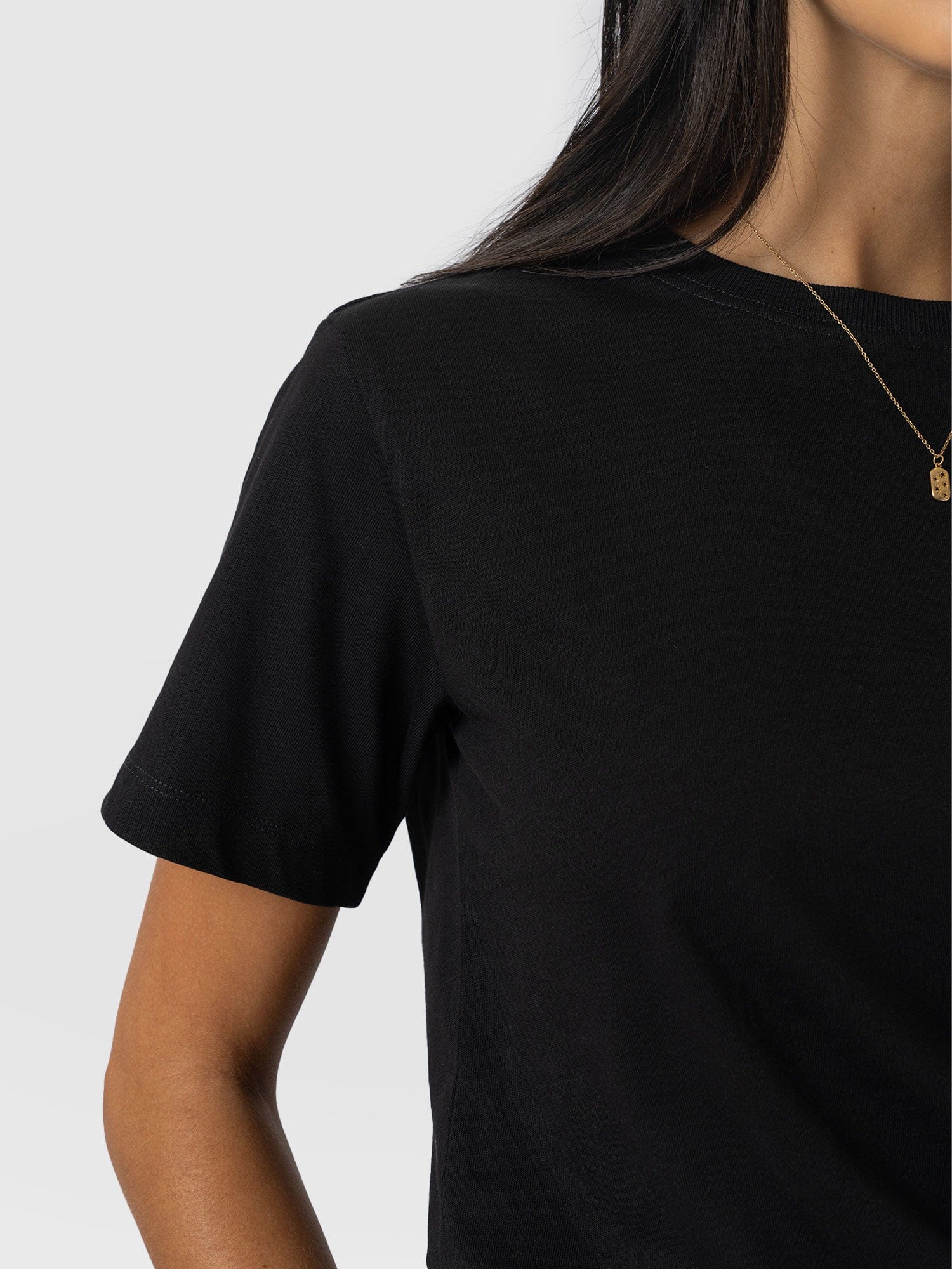Finsbury Crew Neck Tee - Black - Image 5