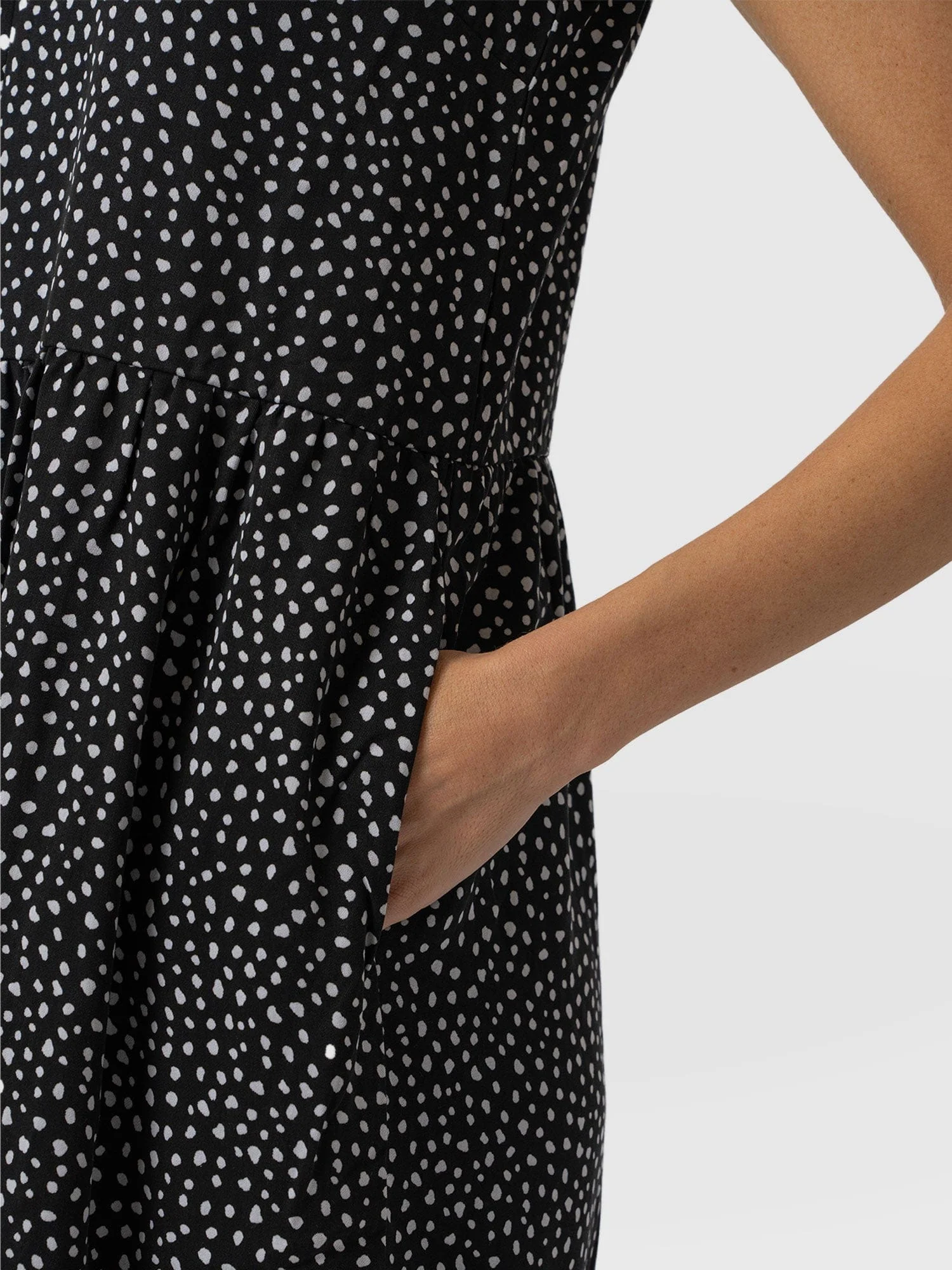Greenwich Dress - Black Spot - Image 5