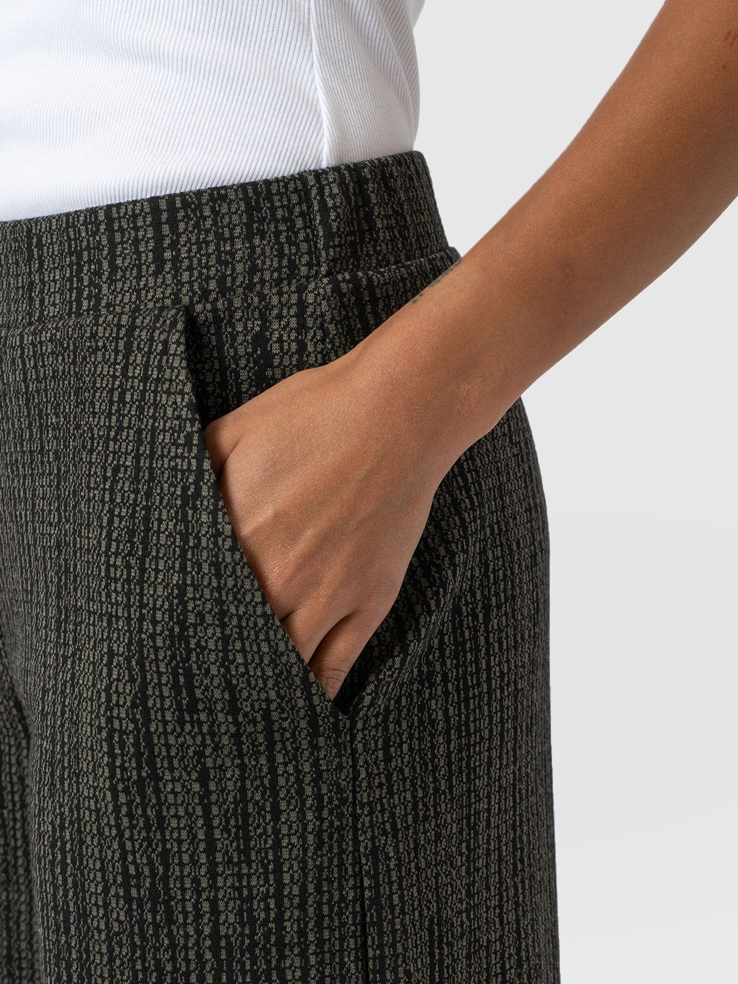 Keller Wide Leg Pant - Green Texture - Image 5