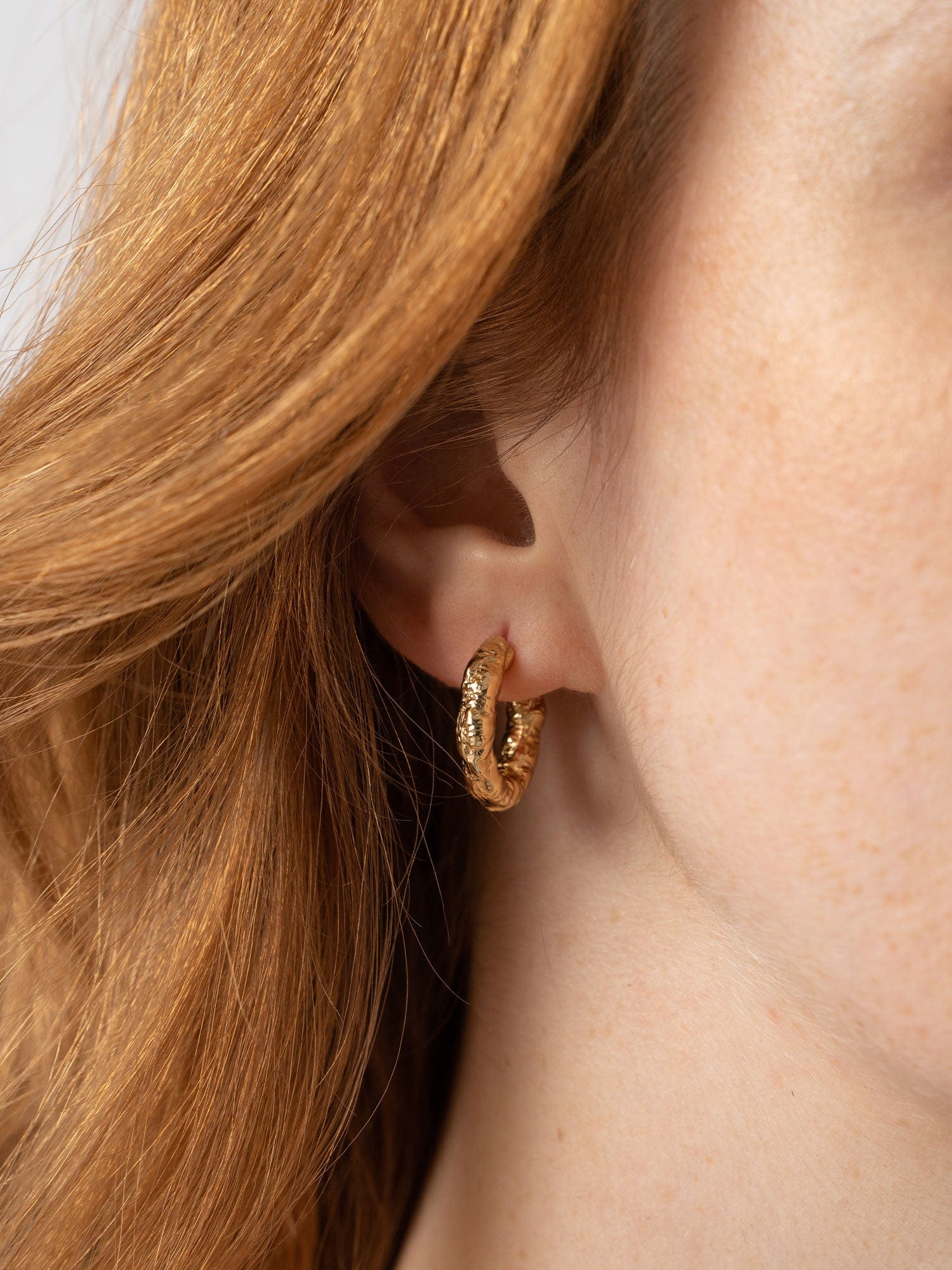 Molten Hoop Earrings - Gold - Image 4