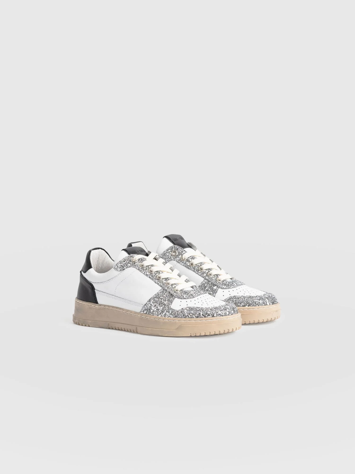 Onyx Trainer - White/Black - Image 3