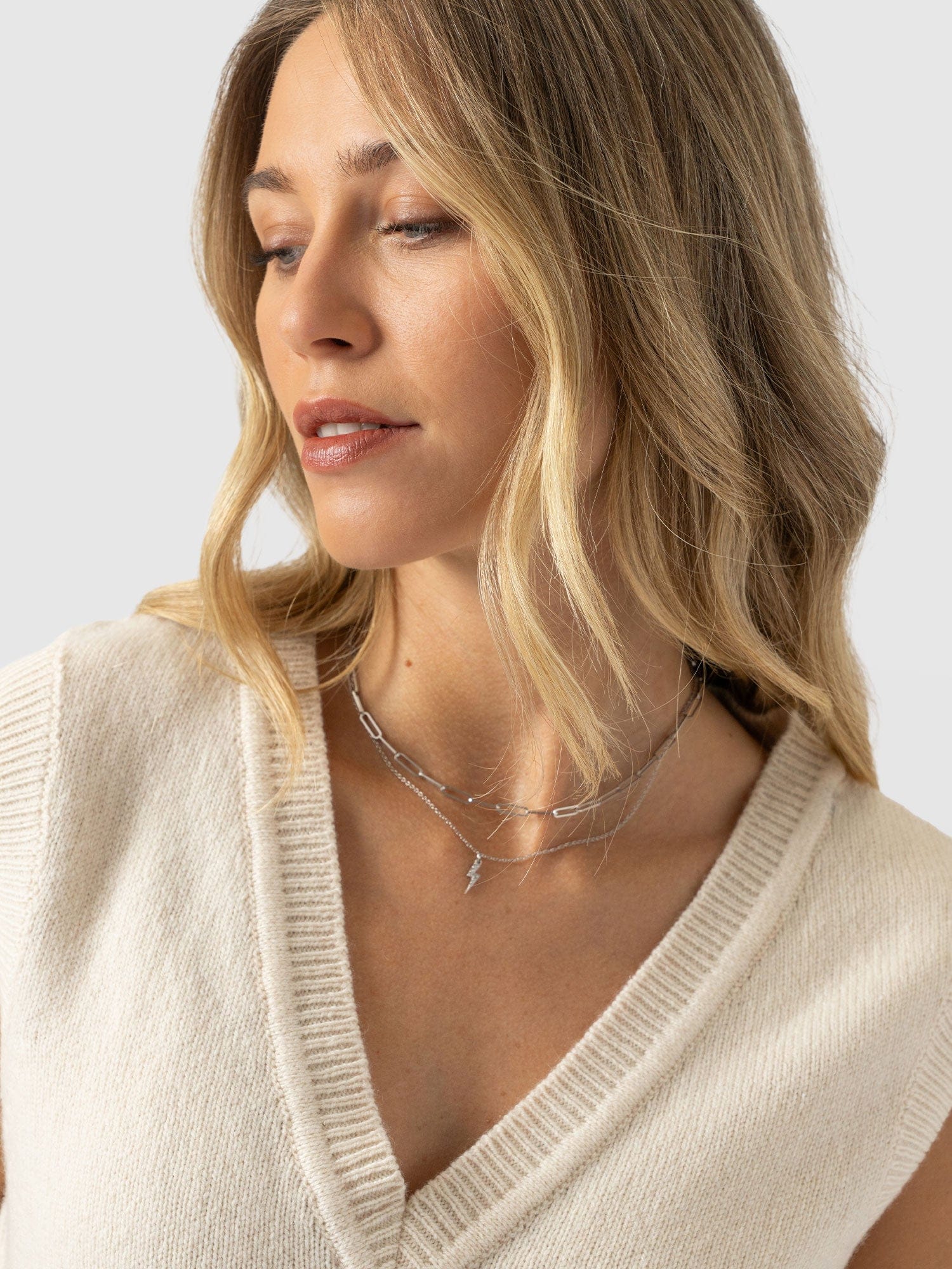 Oxford Cashmere V Neck Sleeveless Knit - Cream - Image 3