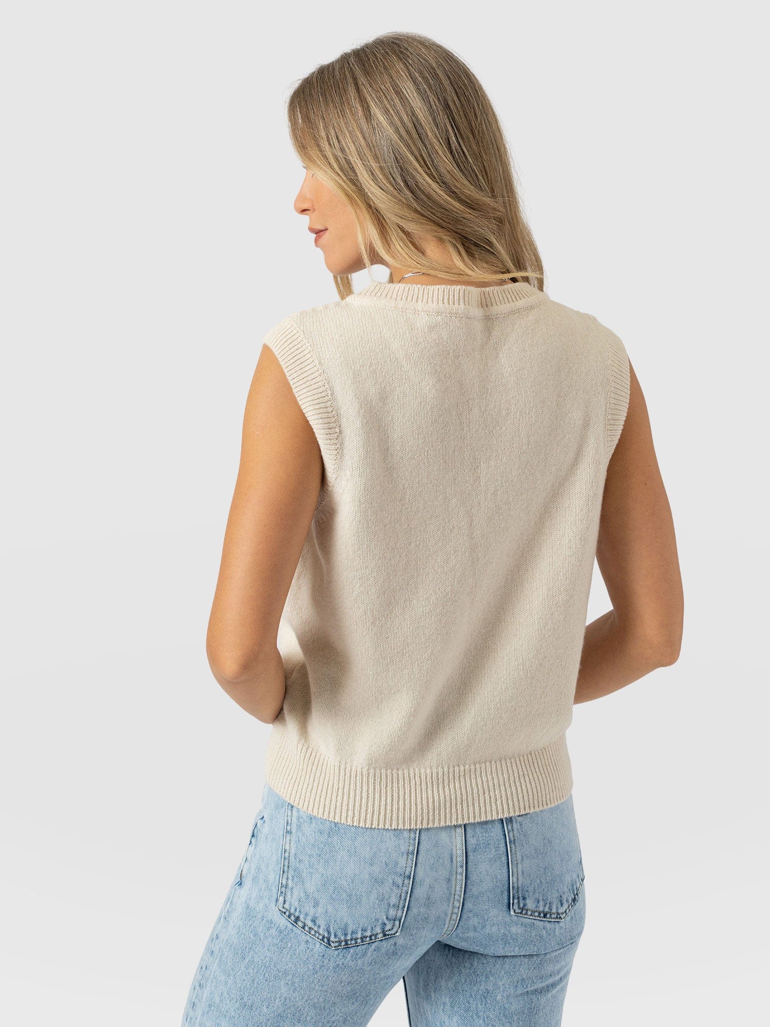 Oxford Cashmere V Neck Sleeveless Knit - Cream - Image 6
