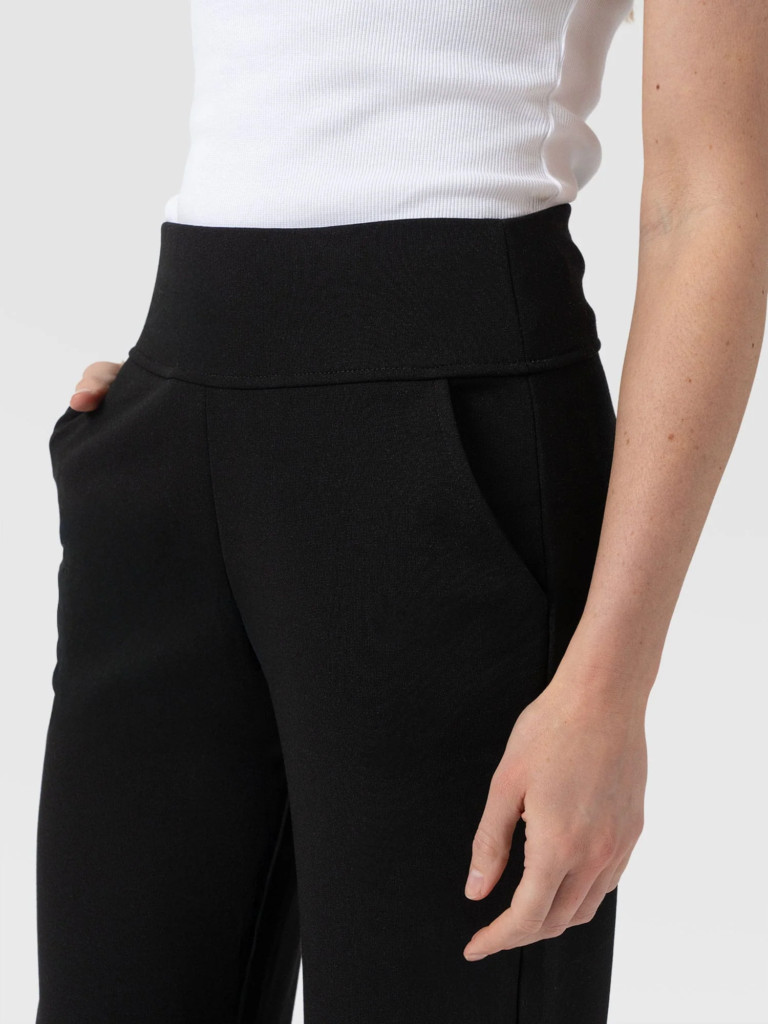 Runway Pant - Black - Image 5