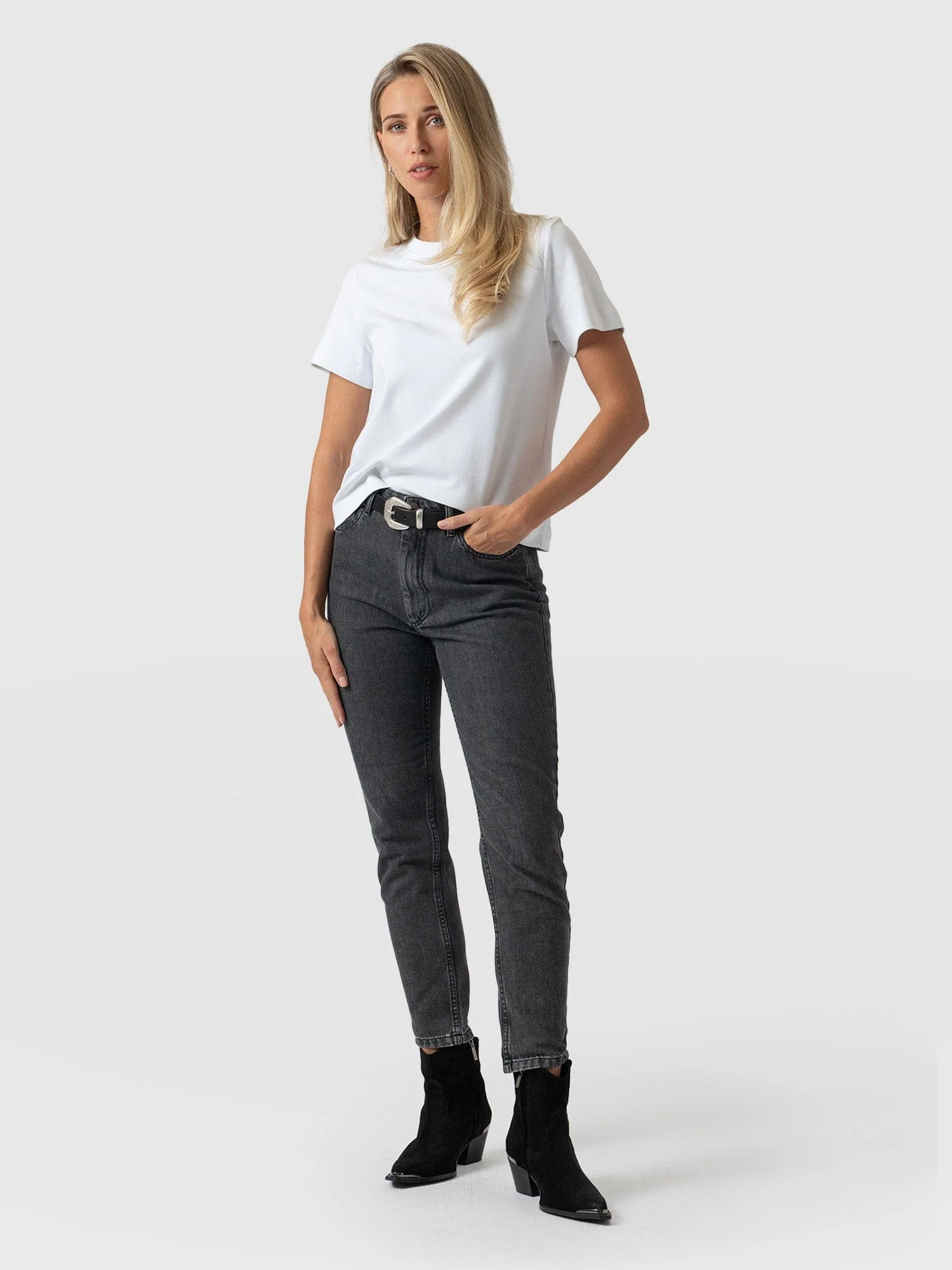 Slim Mom Jeans - Black - Image 5