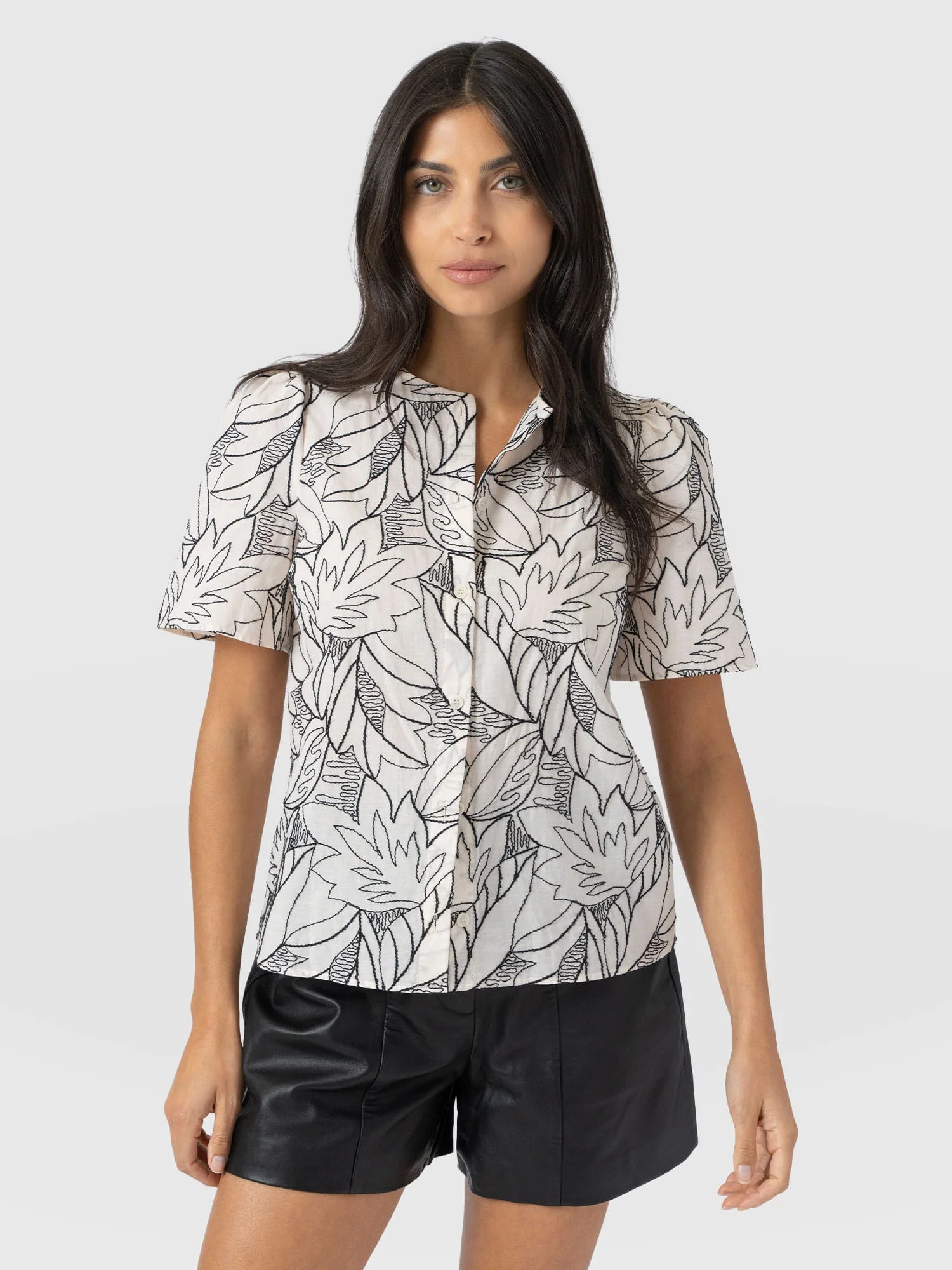 Tabitha Short Sleeve Blouse - Cream Embroidered - Image 3