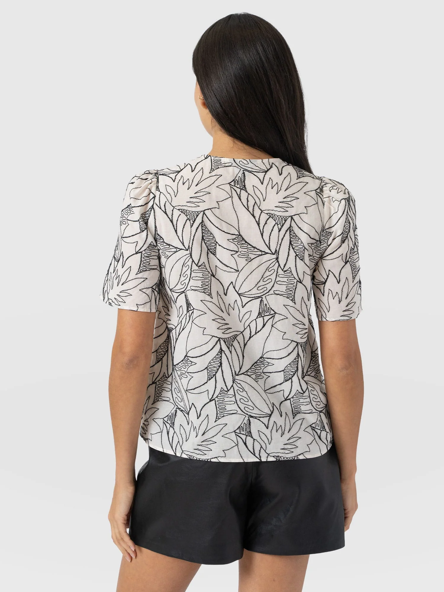 Tabitha Short Sleeve Blouse - Cream Embroidered - Image 6