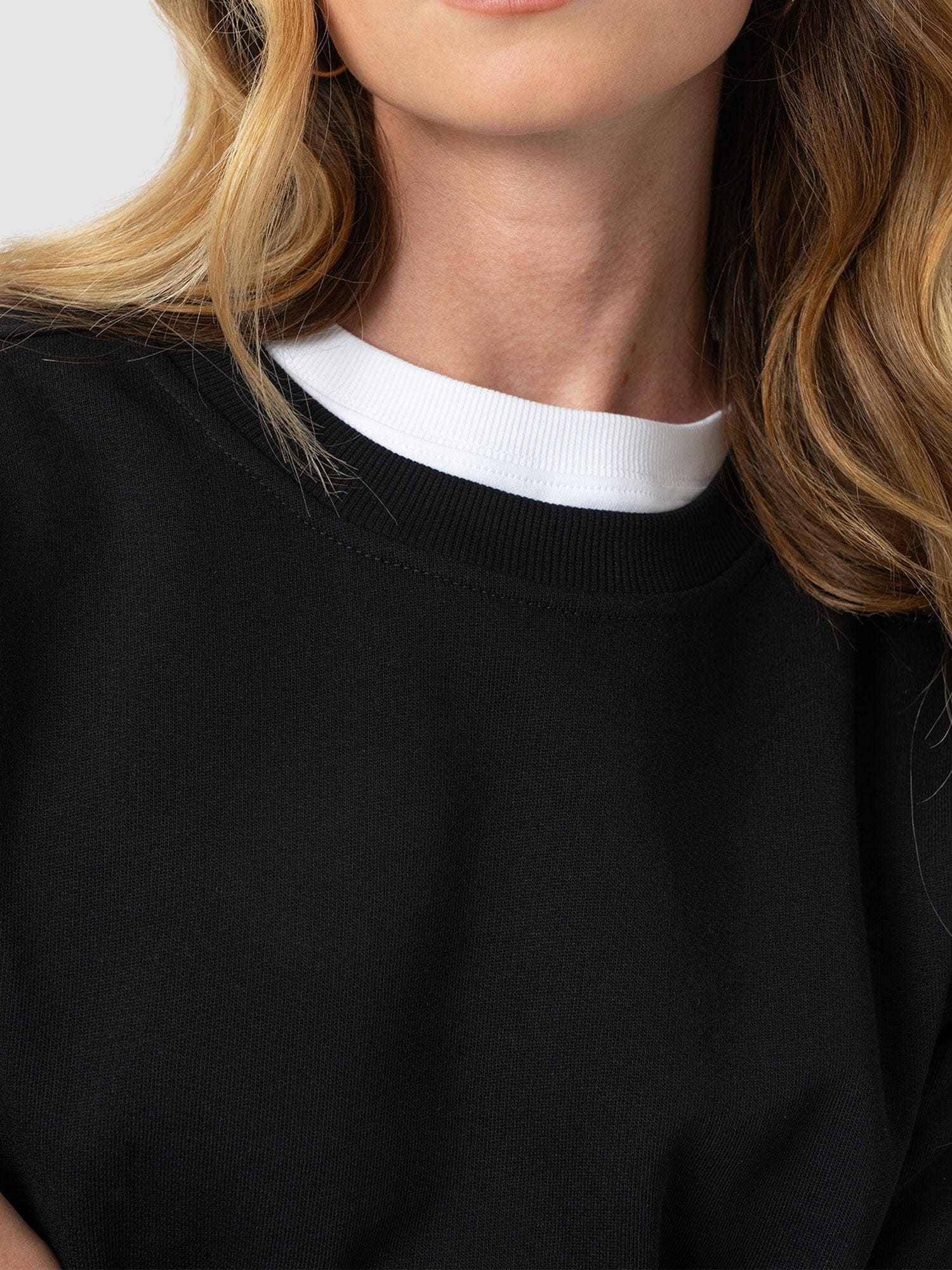Victory Sweatshirt - Black - Cream/Beige Stripe - Image 4