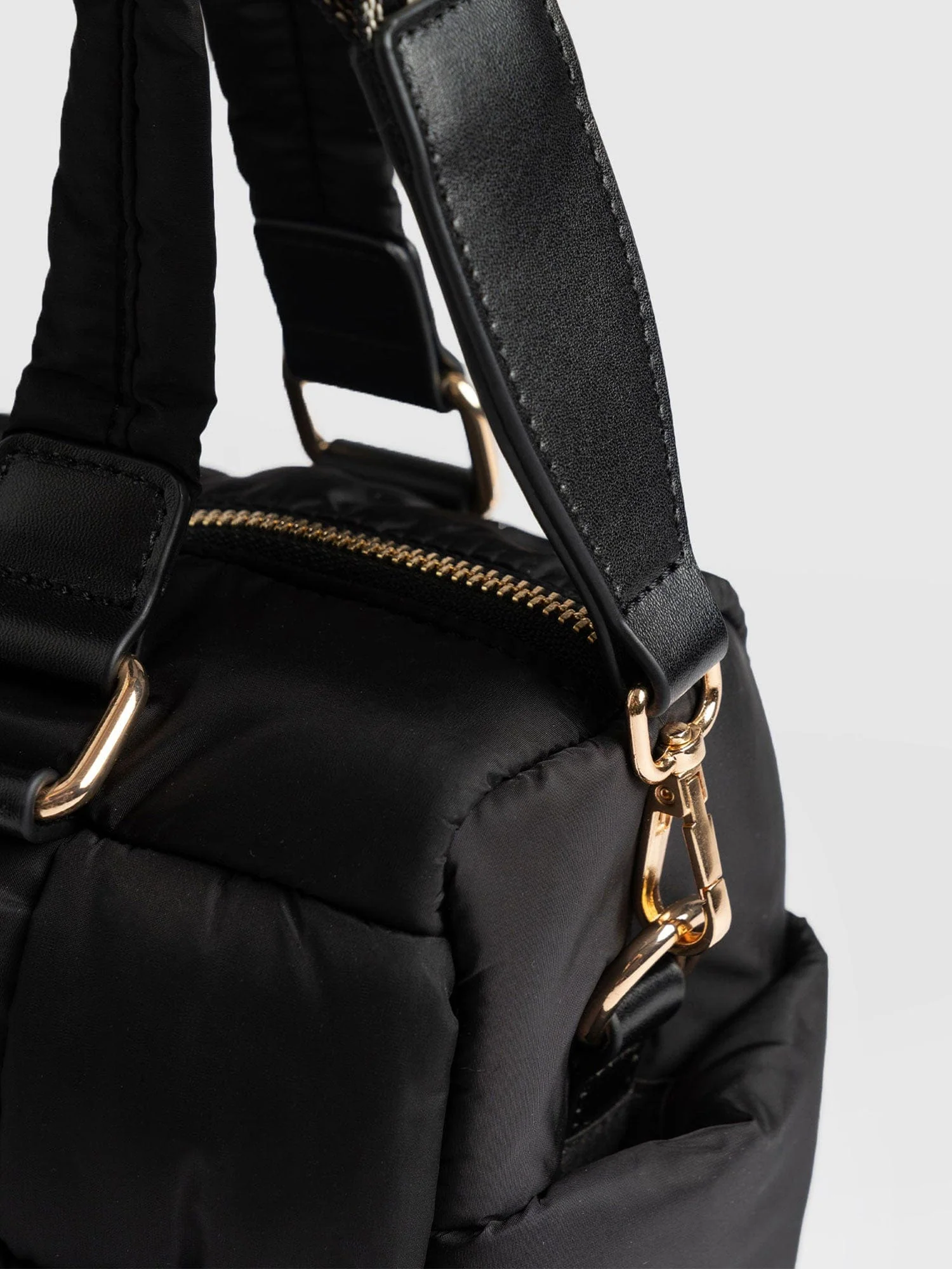 Woven Duffle Bag - Black/Grey - Image 4